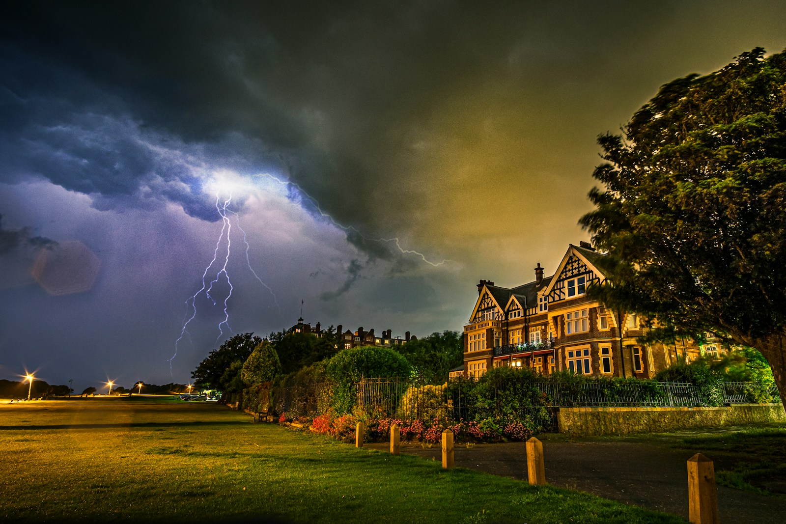 How To Know if Your Homeowners Insurance Covers Natural Disasters 